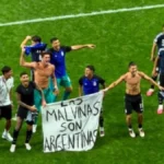 “LAS MALVINAS SON ARGENTINAS”: LOS FESTEJOS DE LA SELECCIÓN ARGENTINA