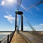 UN REMOLCADOR PARAGUAYO CHOCÓ CONTRA LA DEFENSA DEL PUENTE GENERAL BELGRANO